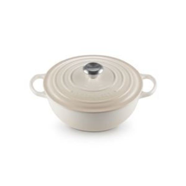 Picture of 4.5qt Signature Round Cast Iron Soup Pot Meringue