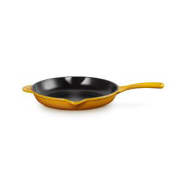 Picture of 9" Traditional Cast Iron Skillet Nectar