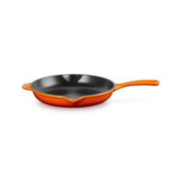 Picture of 9" Traditional Cast Iron Skillet Flame
