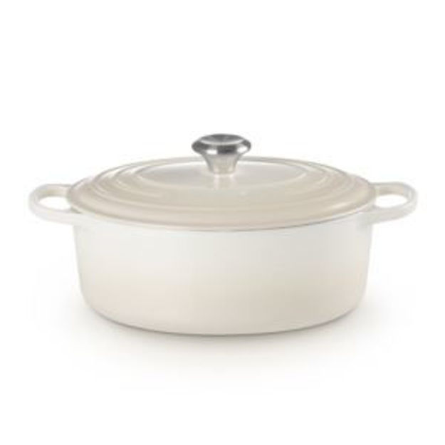 Picture of 5qt Signature Cast Iron Oval Dutch Oven Meringue