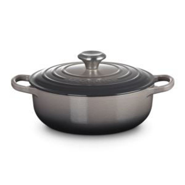 Picture of 3.5qt Signature Cast Iron Sauteuse Oyster