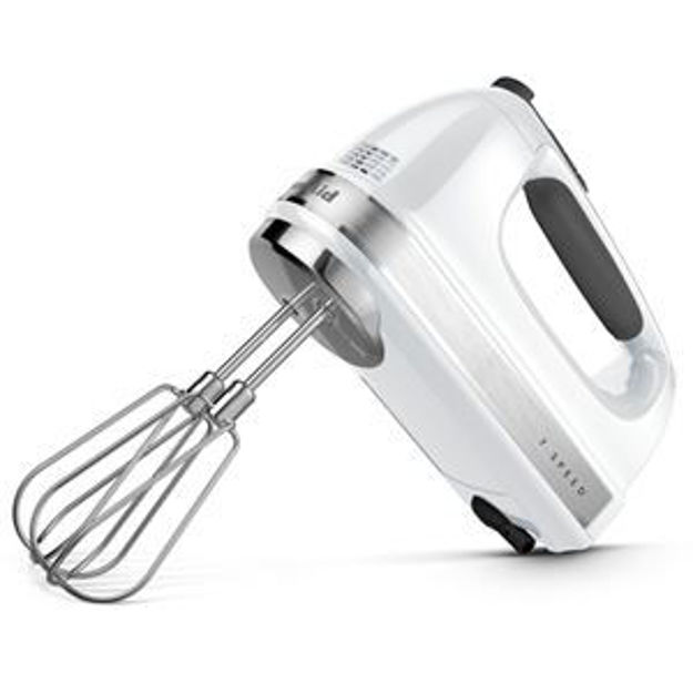 Picture of 7-Speed Hand Mixer with Turbo Beaters II in White