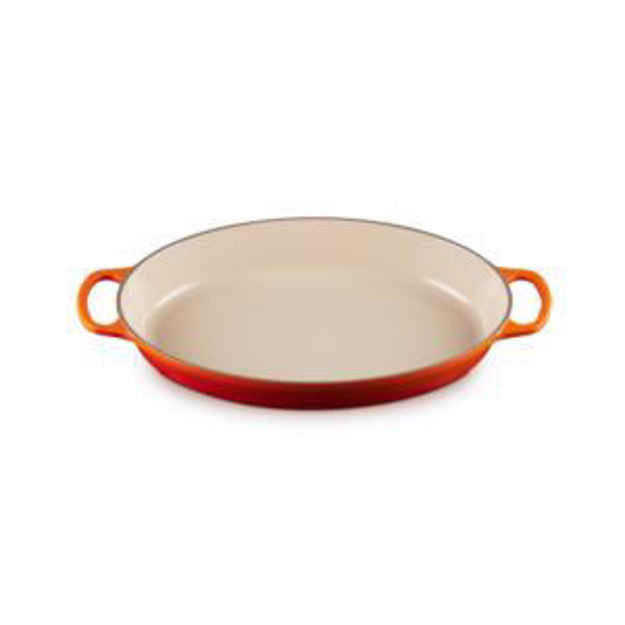 Picture of 3qt Signature Cast Iron Oval Baker Cerise