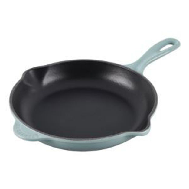 Picture of 9" Signature Cast Iron Skillet Sea Salt