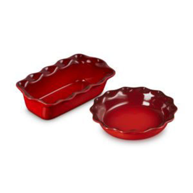 Picture of Set of 2 Heritage Fluted Pie Dish and Fluted Loaf Pan Cerise