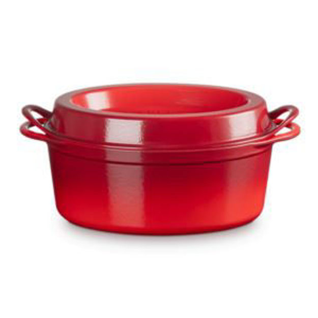 Picture of 7.75qt Traditional Cast Iron Oval Doufeu Cerise