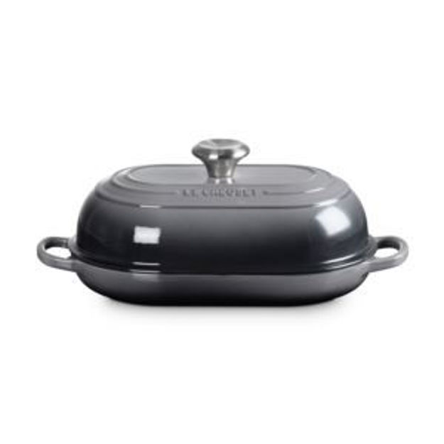 Picture of 1.5qt Signature Cast Iron Oval Bread Oven Oyster