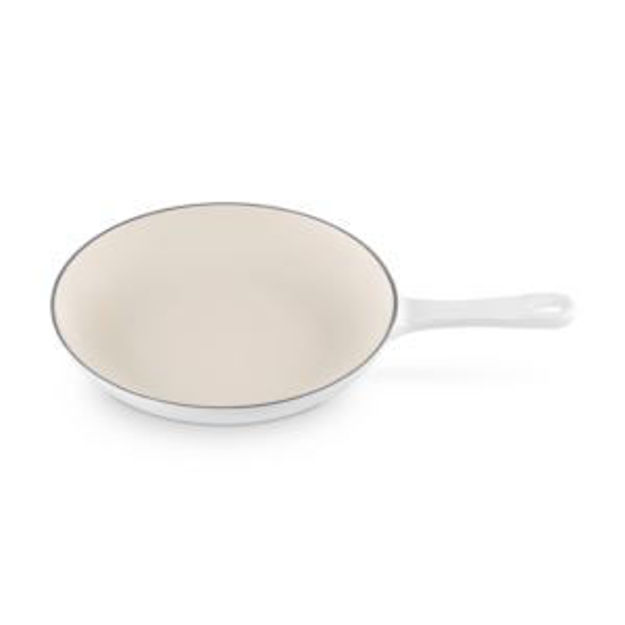 Picture of 9.5" Traditional  Cast Iron Omelet Pan Matte White