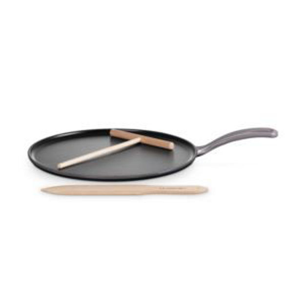 Picture of 10.25" Traditional Cast Iron Crepe Pan Oyster