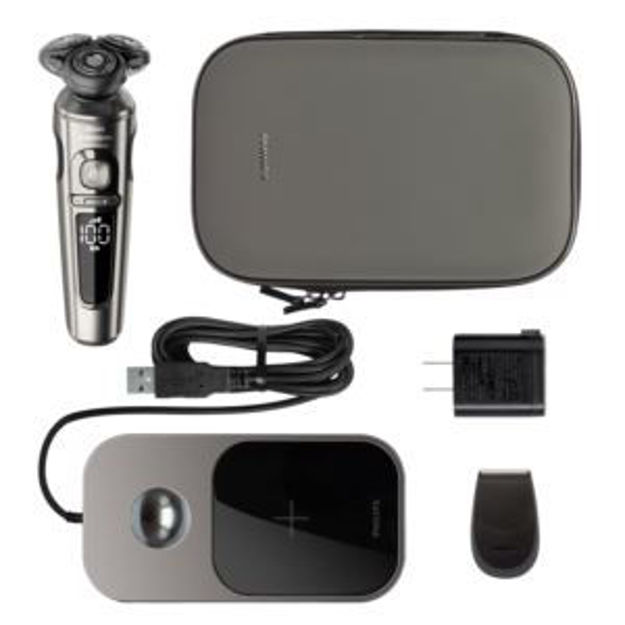 Picture of Limited Edition S9000 Prestige Wet & Dry Shaver w/ SenseIQ