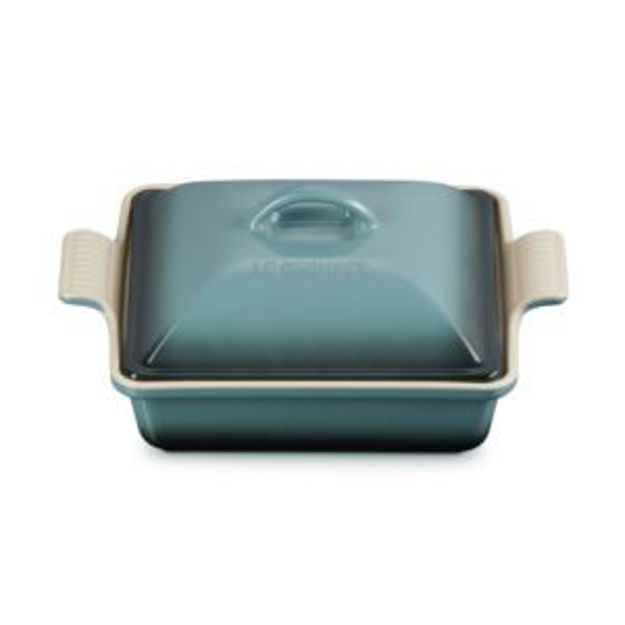 Picture of 2qt Heritage Stoneware Shallow Covered Casserole Ocean