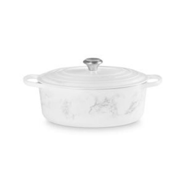 Picture of 6.75 Qt. Cast Iron Oval Dutch Oven - Marble