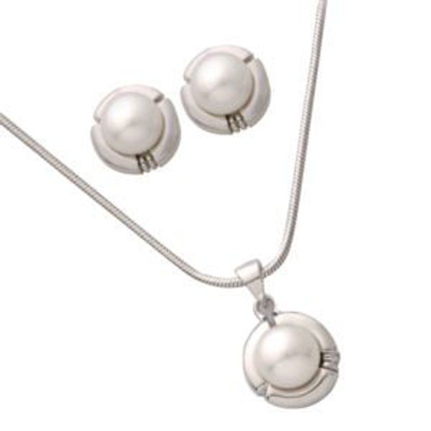 Picture of Pearl Earring & Necklace Set