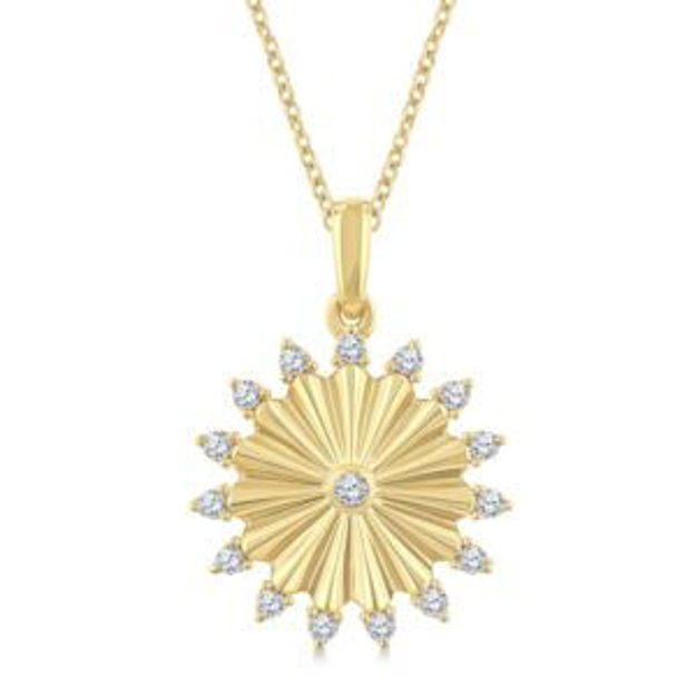 Picture of Diamond Fluted Circle Pendant Necklace Gold